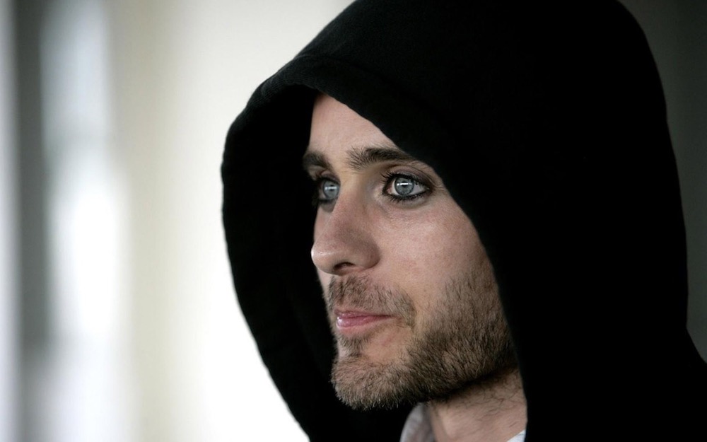 Jared Leto |:  10 hombres famosos que aman el maquillaje |  Zestradar