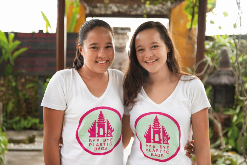     Melati e Isabel Wijsen, 20 y 22, Indonesia  8 activistas ambientales más jóvenes que están decididos a salvar el mundo |  Zestradar
