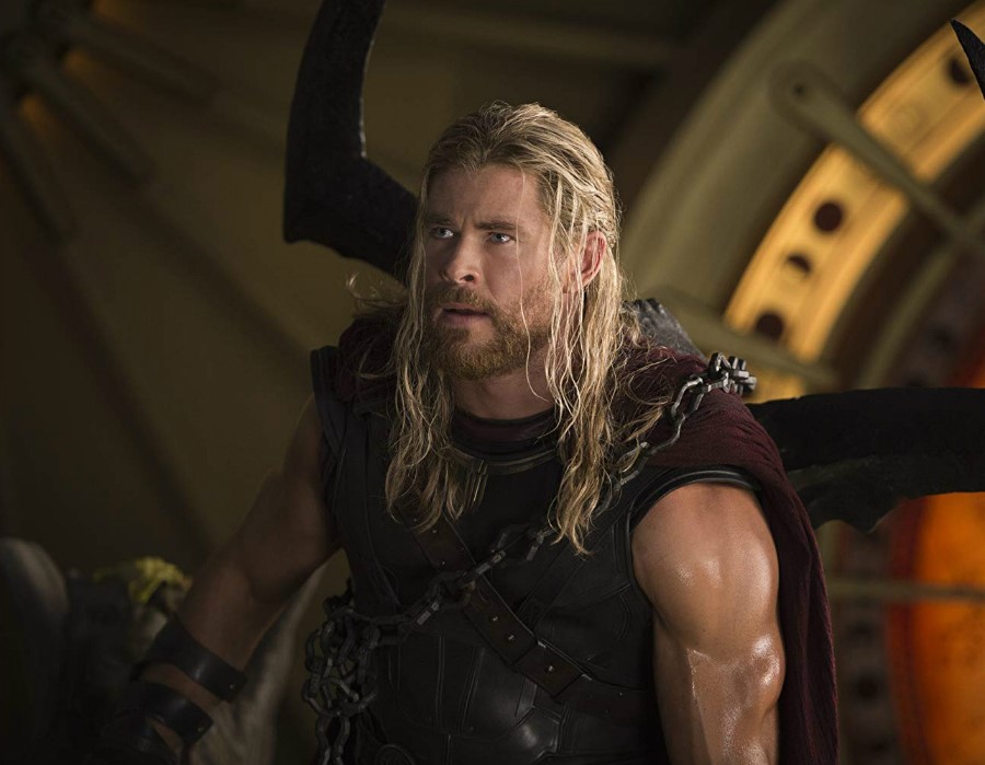 Thor/Chris Hemsworth |:  ¡Clasificación de los Vengadores más populares de la historia! [In No Particular Order, Except For Iron Man Maybe] |:  Zestradar