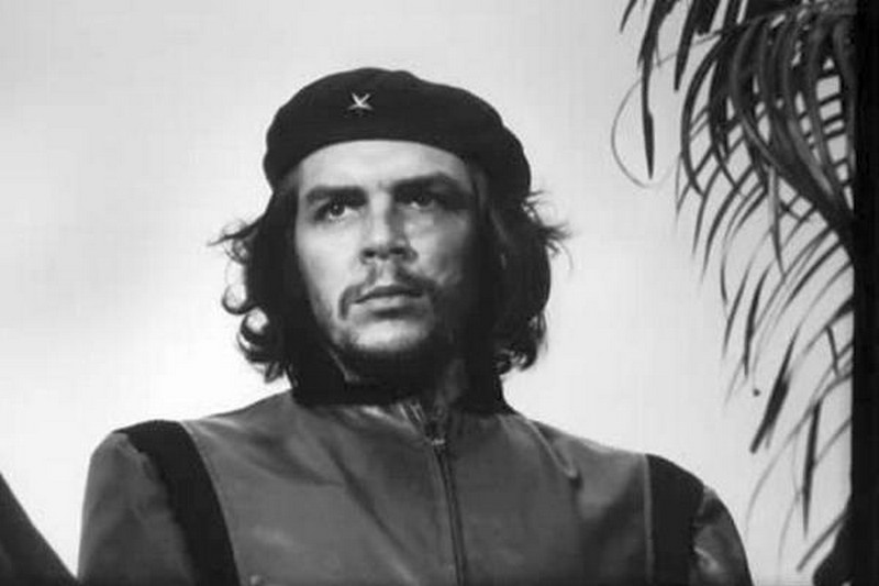 Che Guevara |:  Los 7 líderes socialistas más famosos de la historia |  Zestradar