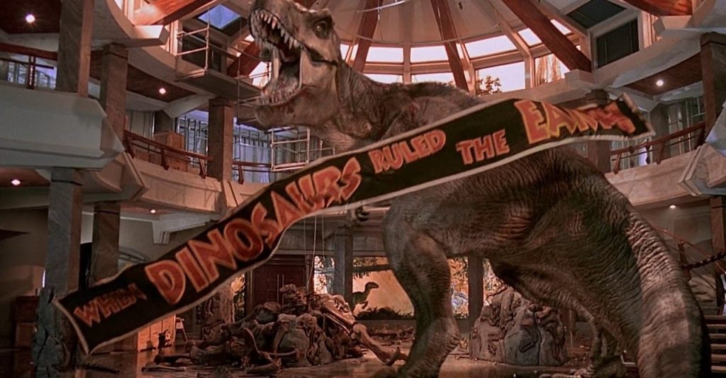 Tiranosaurio Rex en Parque Jurásico |:  Las películas más memorables donde el malo salva al bueno  Zestradar