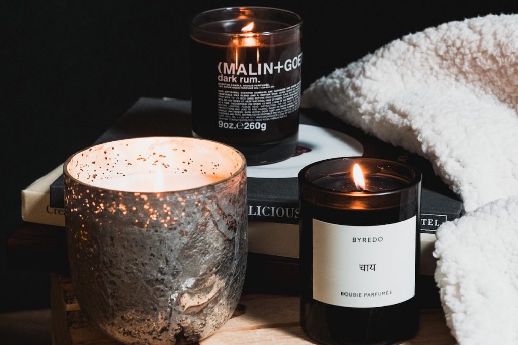 Velas perfumadas  Ideas para el día de spa en el hogar para hombres |  Zestradar