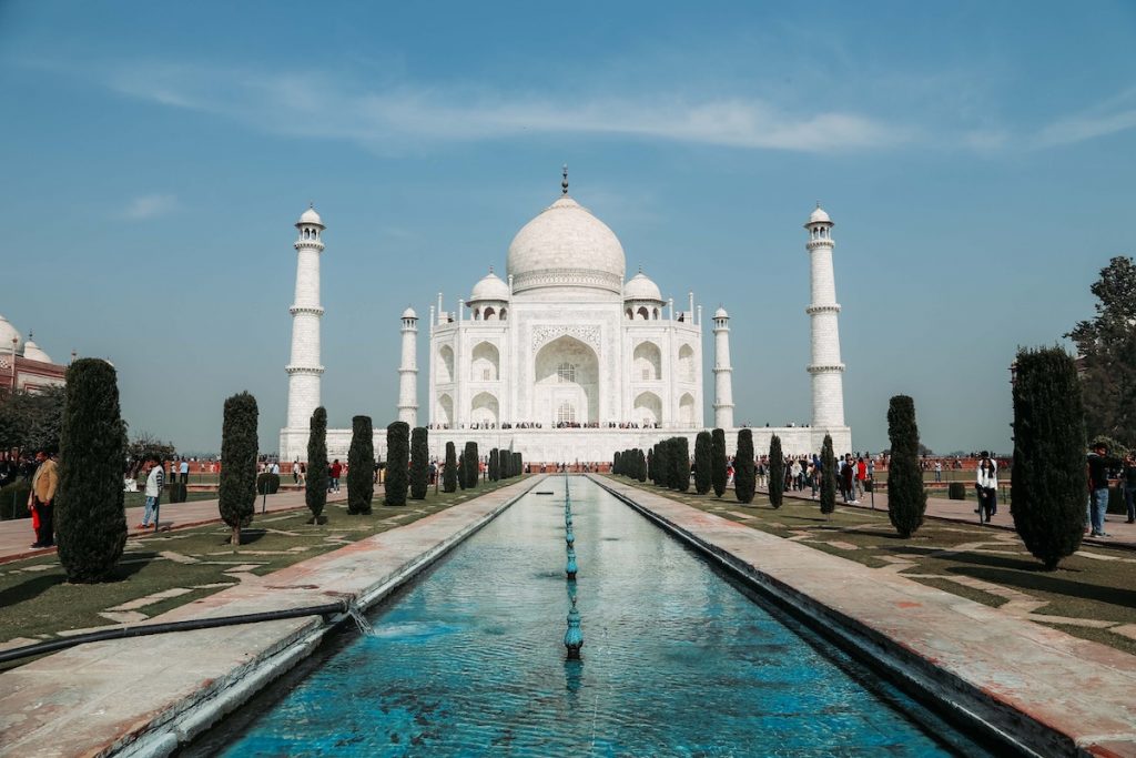 Taj Mahal |:  Las 6 atracciones turísticas más valoradas |  Zestradar