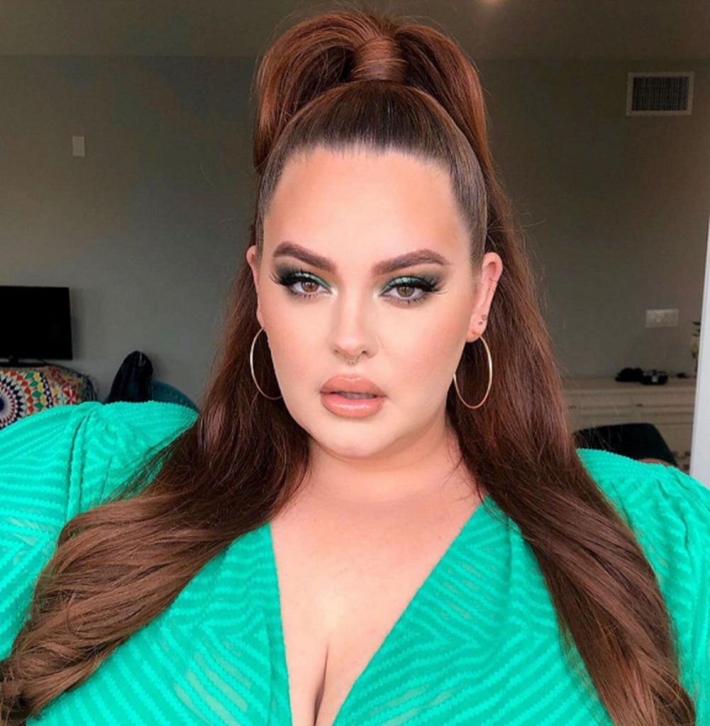 #5  8 datos interesantes sobre la modelo de talla grande Tess Holliday |  Zestradar