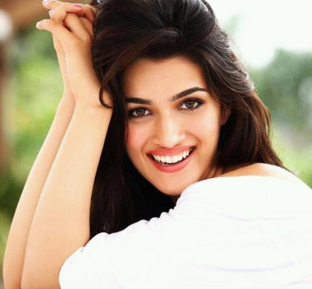 Kriti Sanón |:  6 actrices de Bollywood que son más bellas que cualquier estrella de Hollywood |  Zestradar