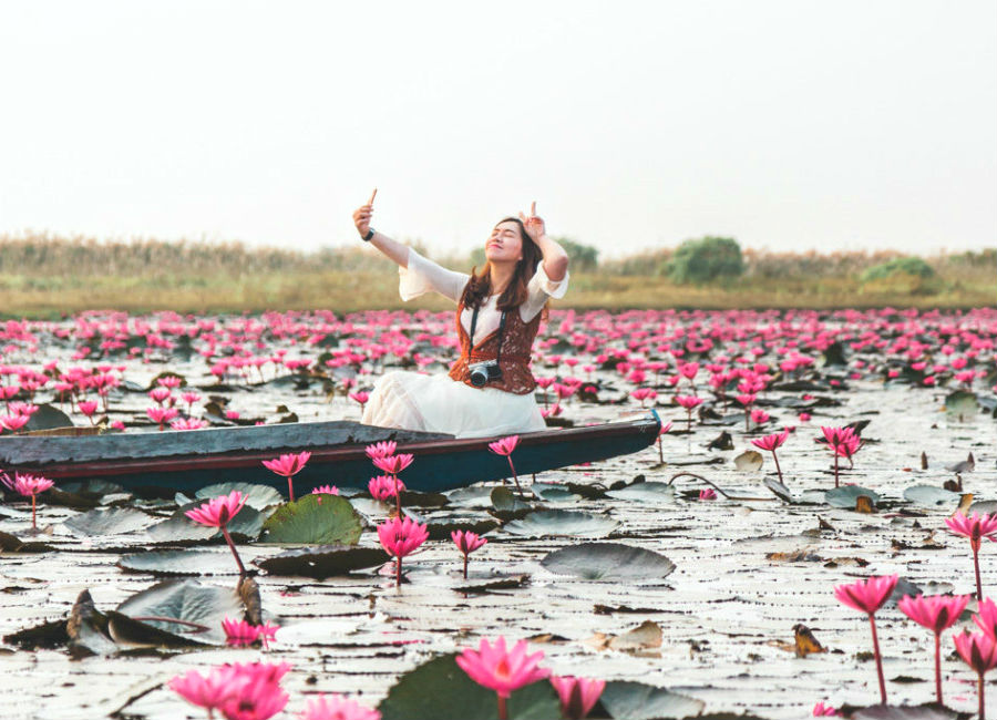 Hay un lago de flores de loto rosadas en Tailandia y ridículamente hermoso #4 |  Zest Radar:
