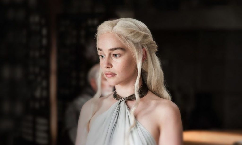 Trabajó en seis trabajos antes de GoT |  8 cosas sorprendentes que no sabías sobre Emilia Clarke |  Zestradar