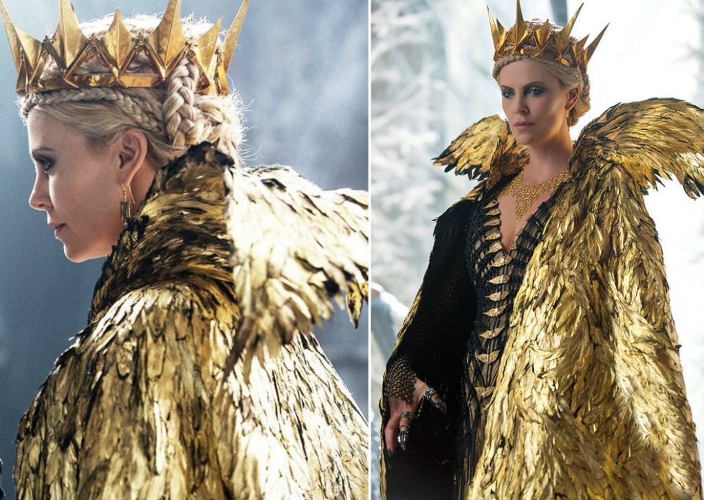 Charlize Theron (Blancanieves y el cazador: Guerra de invierno) |:  7 hermosos vestidos de película que fueron una pesadilla para usar |  Zest Radar: