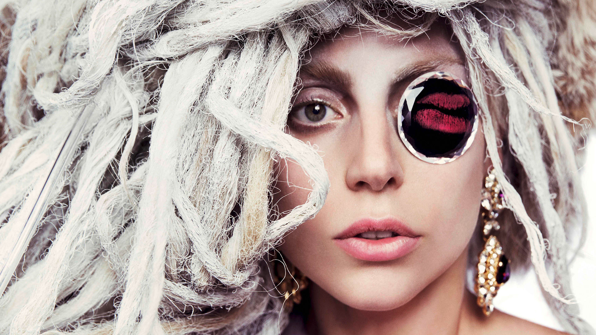 09-break-celebrities-lady-gaga