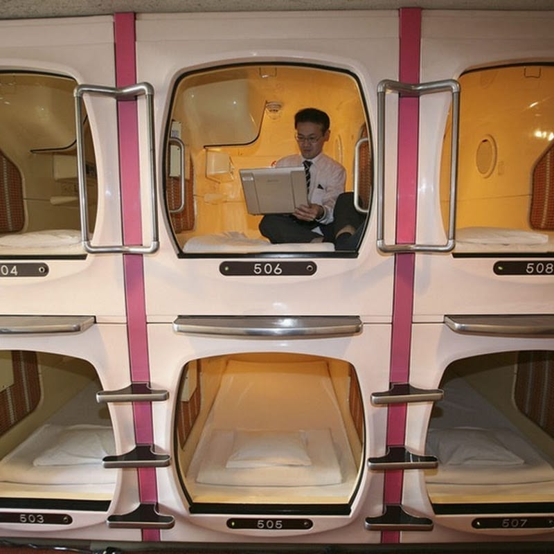 Hoteles cápsula |  8 locas técnicas japonesas cotidianas que te harán desear vivir en Japón |  bayas de cerebro