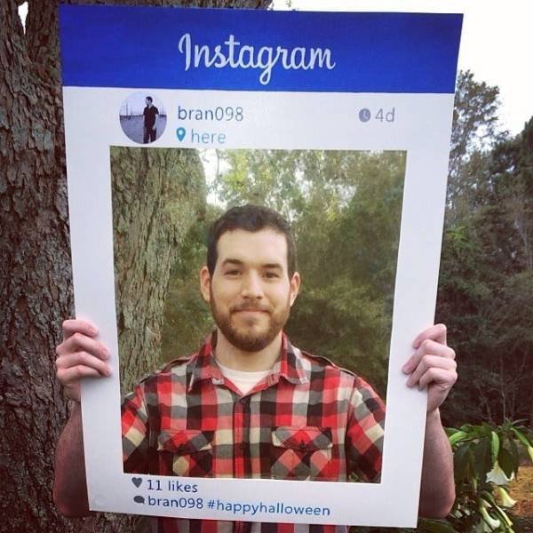 Disfraz de publicación de Instagram | 18 Ideas de vestimenta de Halloween de última hora | Bayas cerebrales