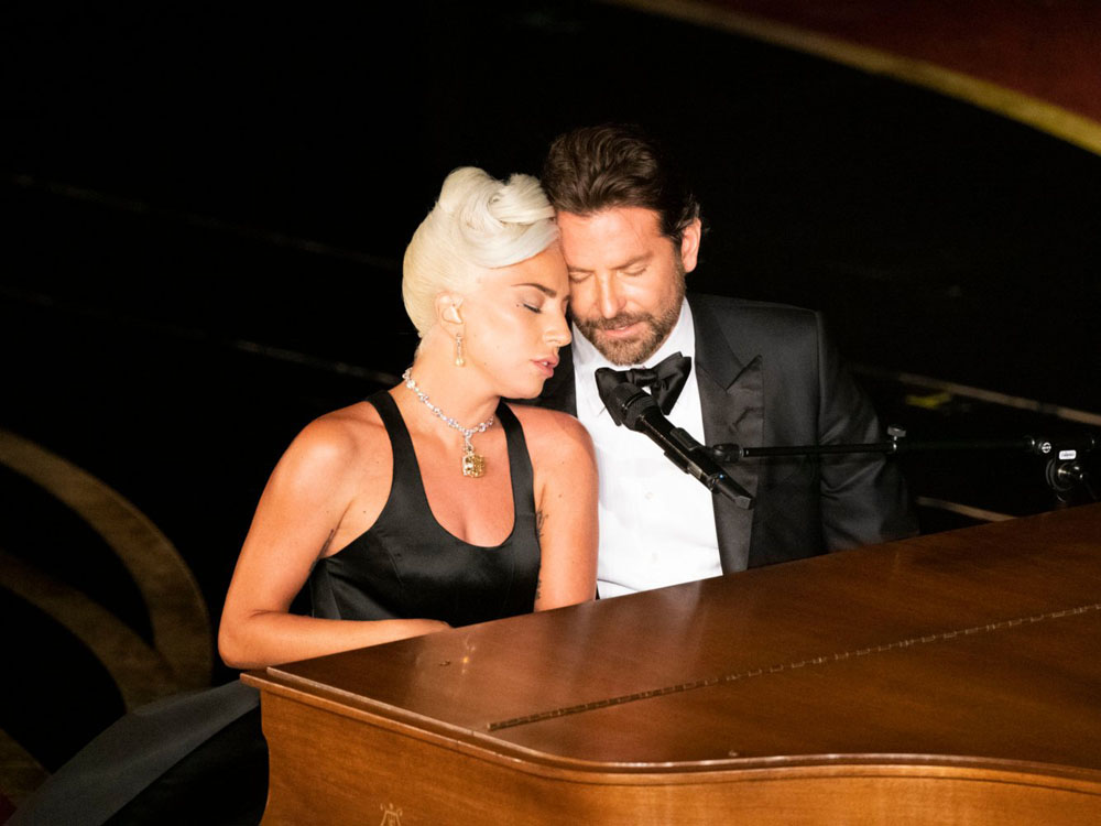     Buen Flashmob falso | Los trolls rusos convierten el Instagram de Lady Gaga en una conversación divertida, exigiendo 